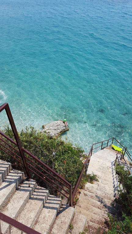 Seaside Duplex Stone Villa Qeparo Luaran gambar